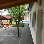 Big House Balatonfenyves
