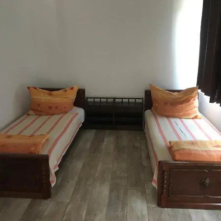 Appartamento Big House Balatonfenyves