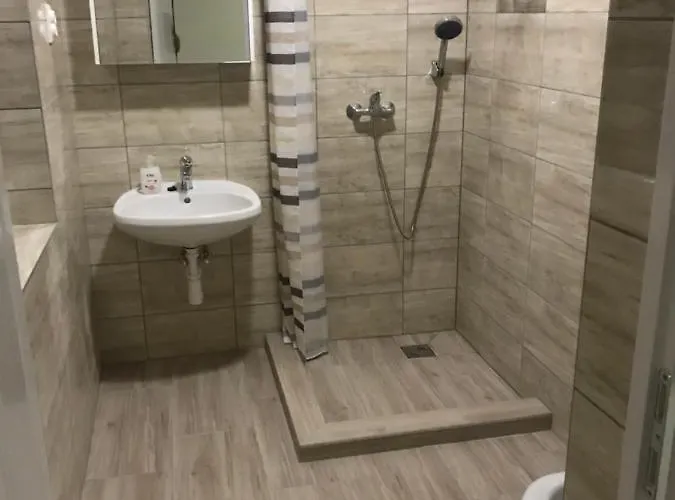 Big House Appartement Balatonfenyves